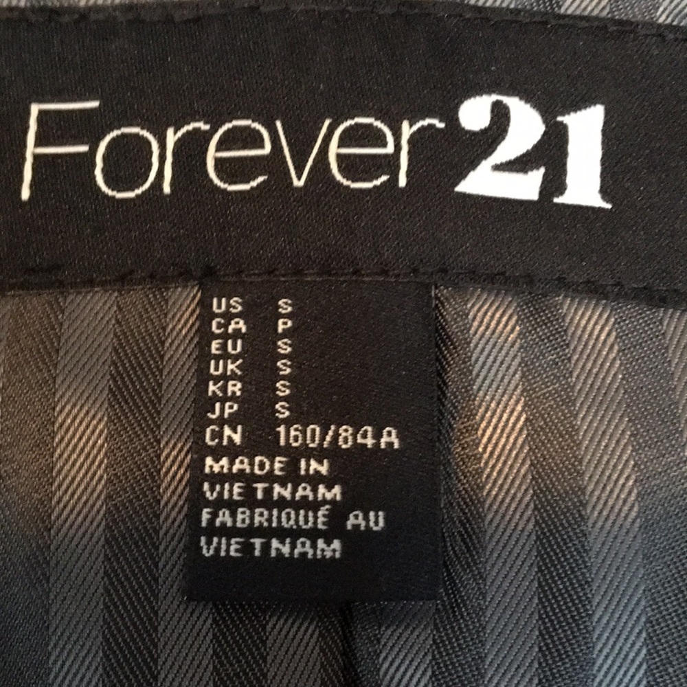 Blazer - Picture 3 of 6